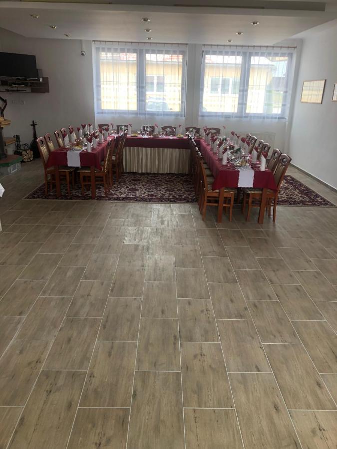 Penzion Vah Liptovska Teplicka Экстерьер фото